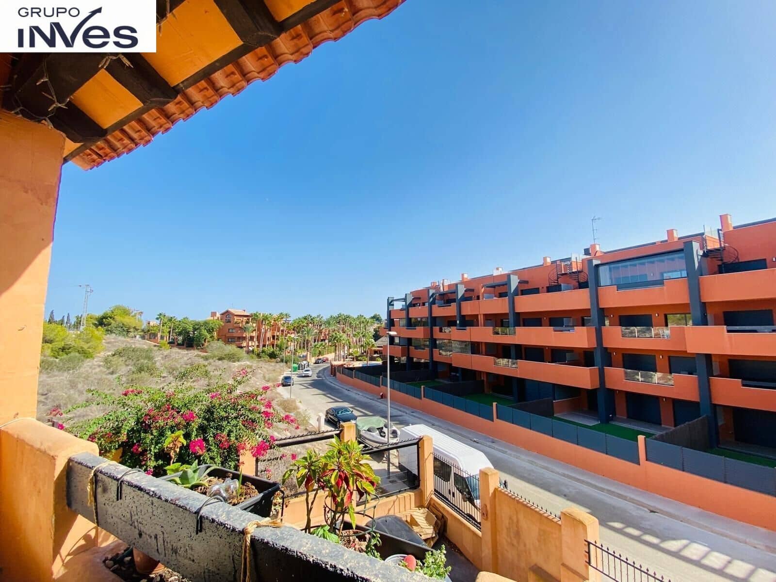 4 bedroom Villa for sale in Villamartin with pool - € 243,900 (Ref: 8472564)