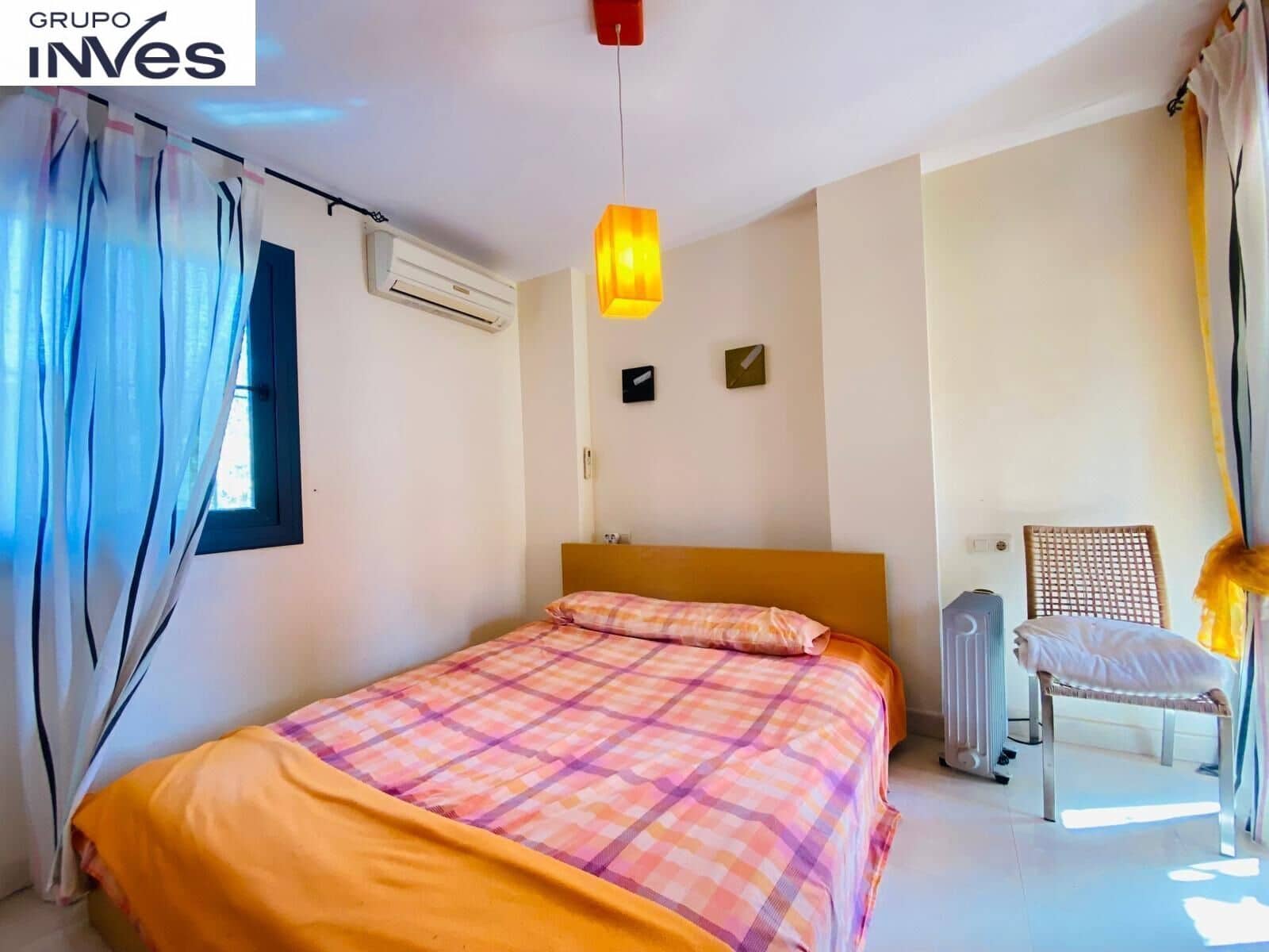 4 bedroom Villa for sale in Villamartin with pool - € 243,900 (Ref: 8472564)