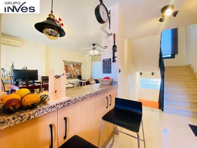 4 sypialnia Willa na sprzedaż w Villamartin, Orihuela z basenem - 242 900 € (Ref: 8472564)