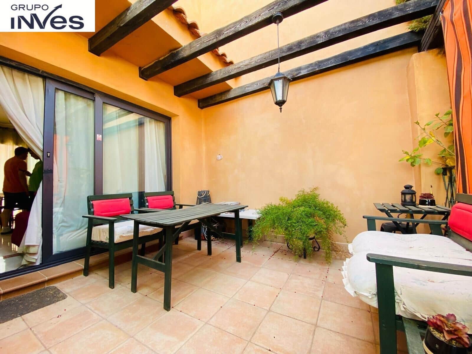 4 bedroom Villa for sale in Villamartin with pool - € 242,900 (Ref: 8472564)