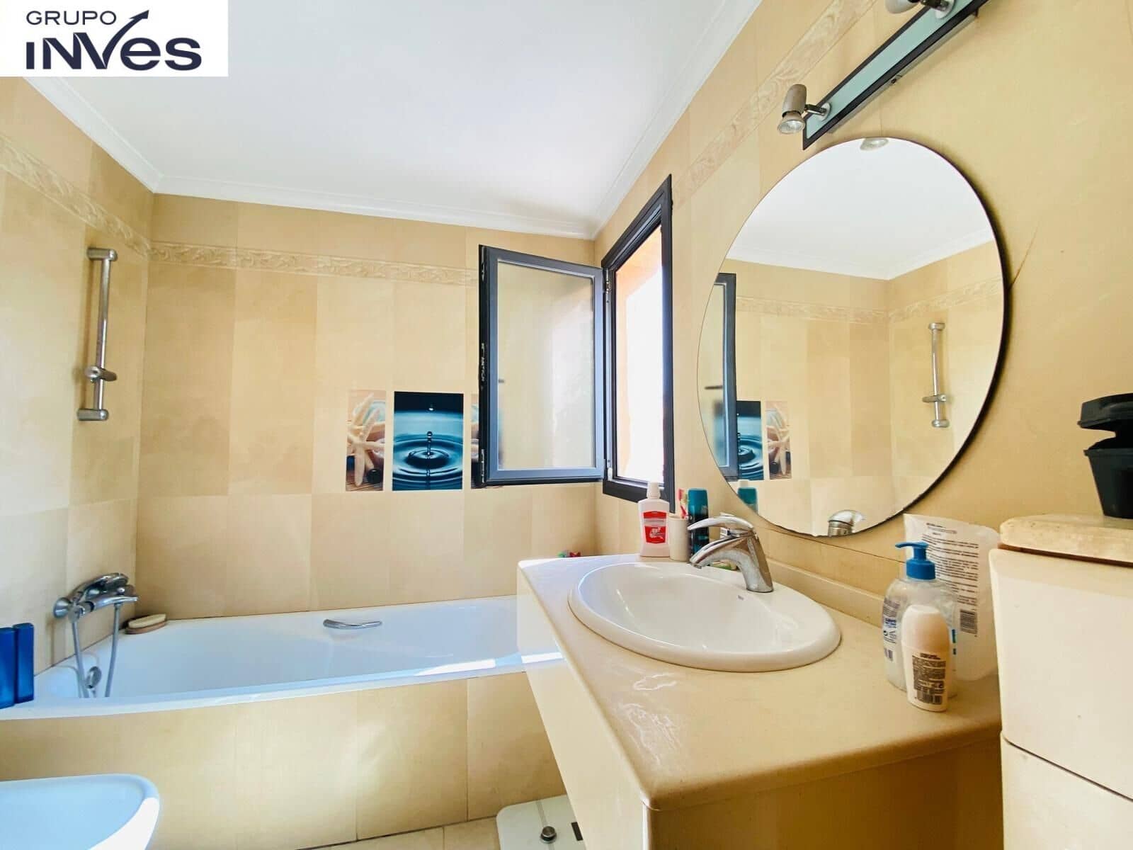 4 bedroom Villa for sale in Villamartin with pool - € 242,900 (Ref: 8472564)