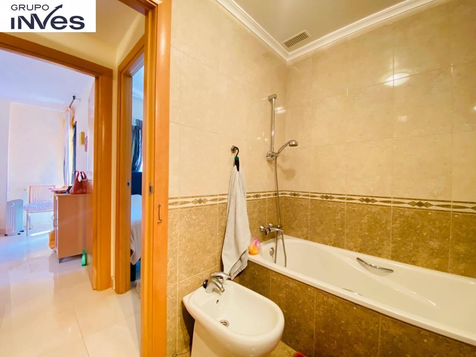 4 bedroom Villa for sale in Villamartin with pool - € 242,900 (Ref: 8472564)