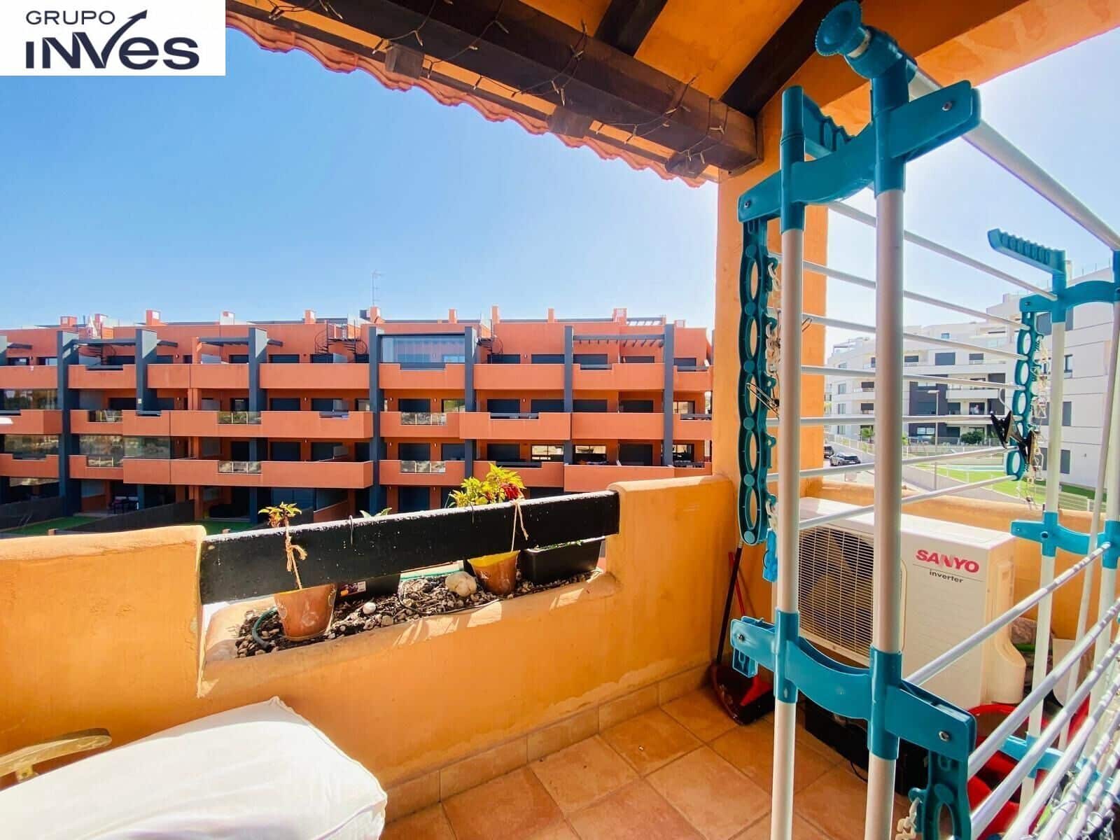 4 bedroom Villa for sale in Villamartin with pool - € 242,900 (Ref: 8472564)