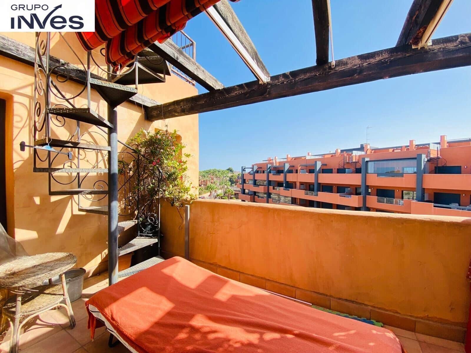 4 bedroom Villa for sale in Villamartin with pool - € 242,900 (Ref: 8472564)