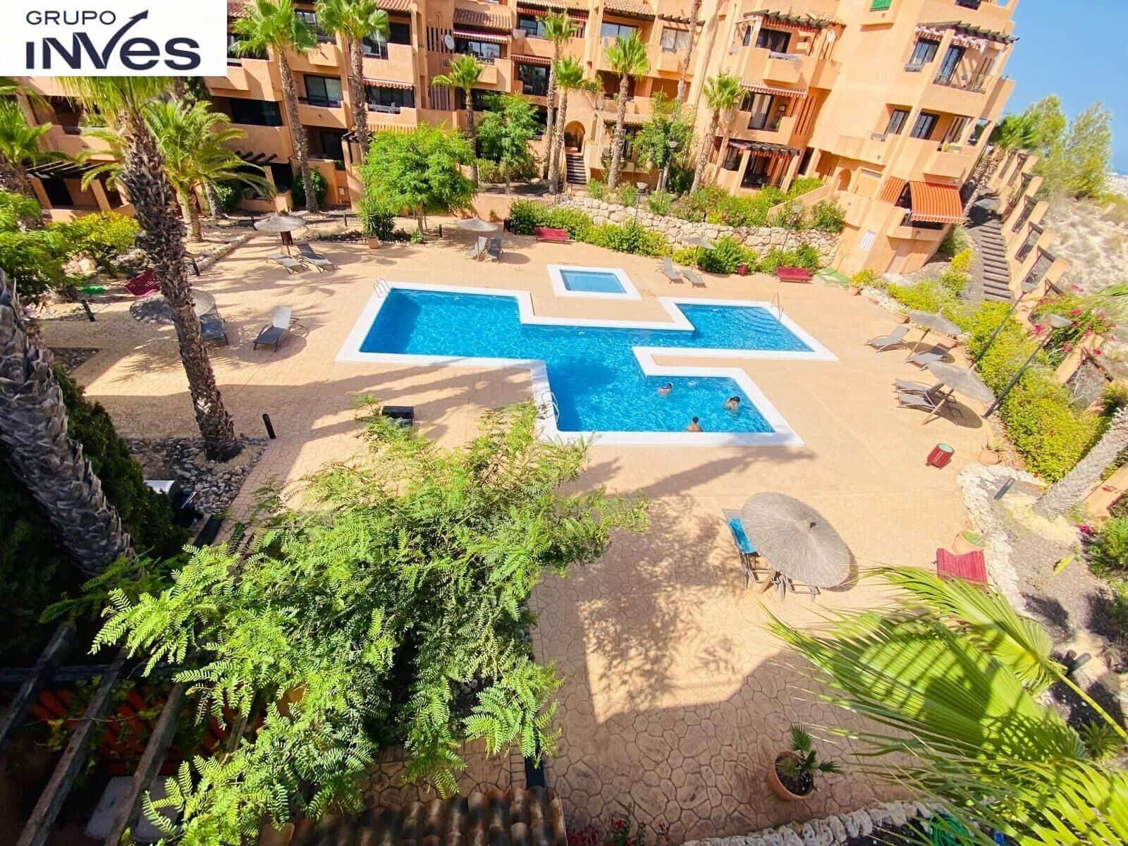 4 bedroom Villa for sale in Villamartin with pool - € 242,900 (Ref: 8472564)