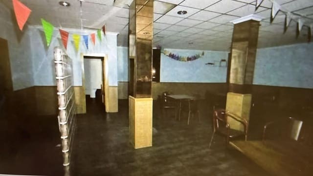 Business for sale in Aguas Nuevas, Torrevieja - € 125,000 (Ref: 8682452)
