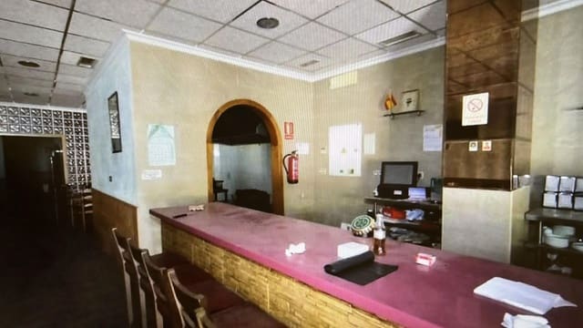 Business for sale in Aguas Nuevas, Torrevieja - € 125,000 (Ref: 8682452)