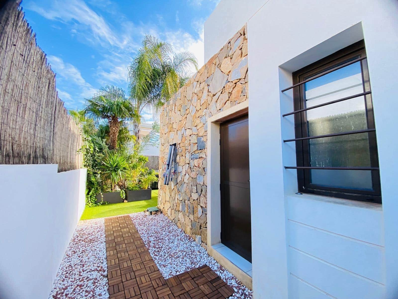 3 bedroom Villa for sale in Orihuela Costa with pool - € 349,800 (Ref: 8760034)