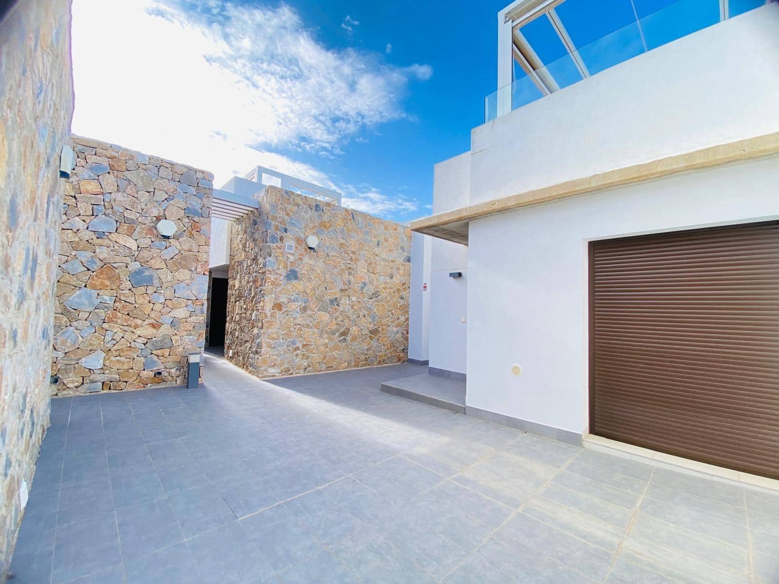 3 bedroom Villa for sale in Orihuela Costa with pool - € 349,800 (Ref: 8760034)