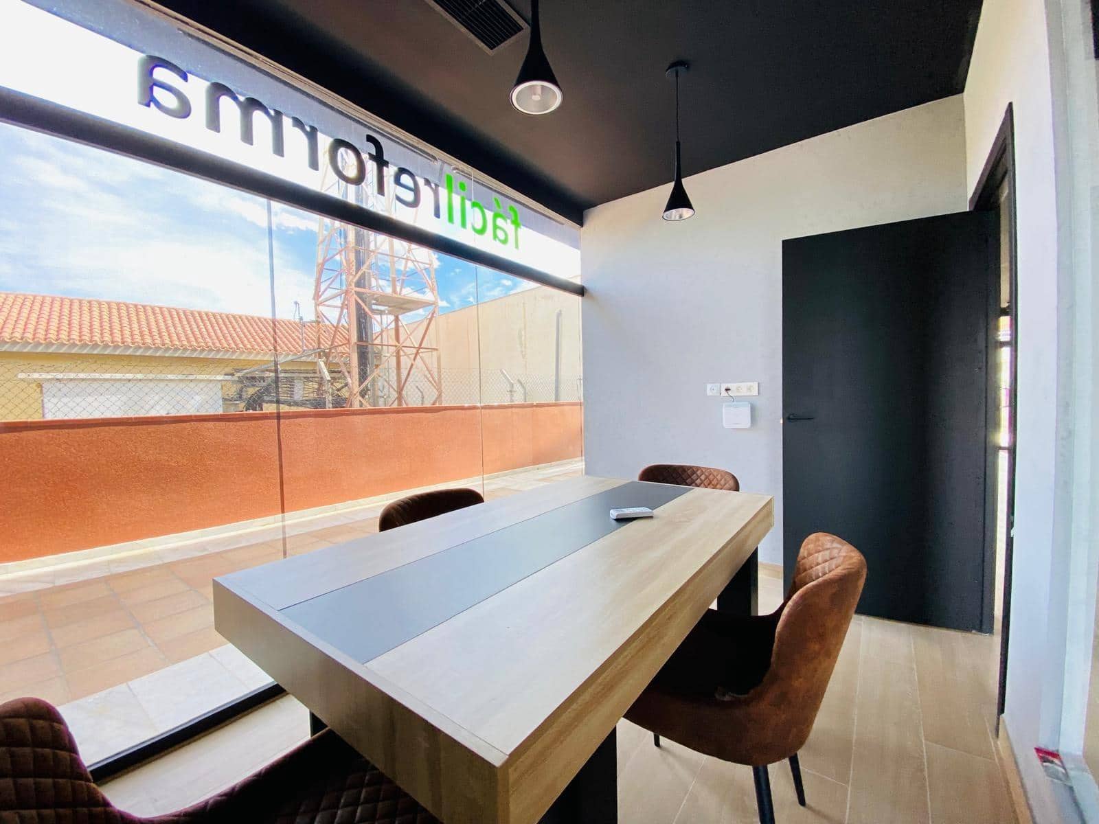 Kaupallinen myytävänä paikassa Orihuela Costa - 148 900 € (Ref: 8879806)