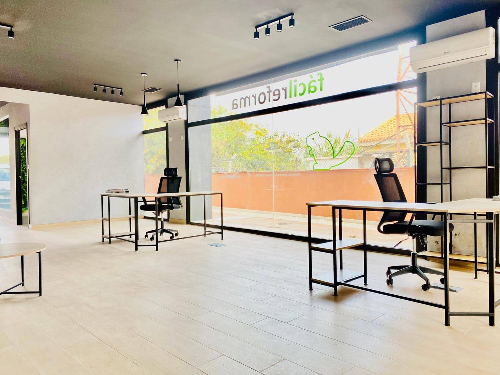 Kaupallinen myytävänä paikassa Orihuela Costa - 148 900 € (Ref: 8879806)