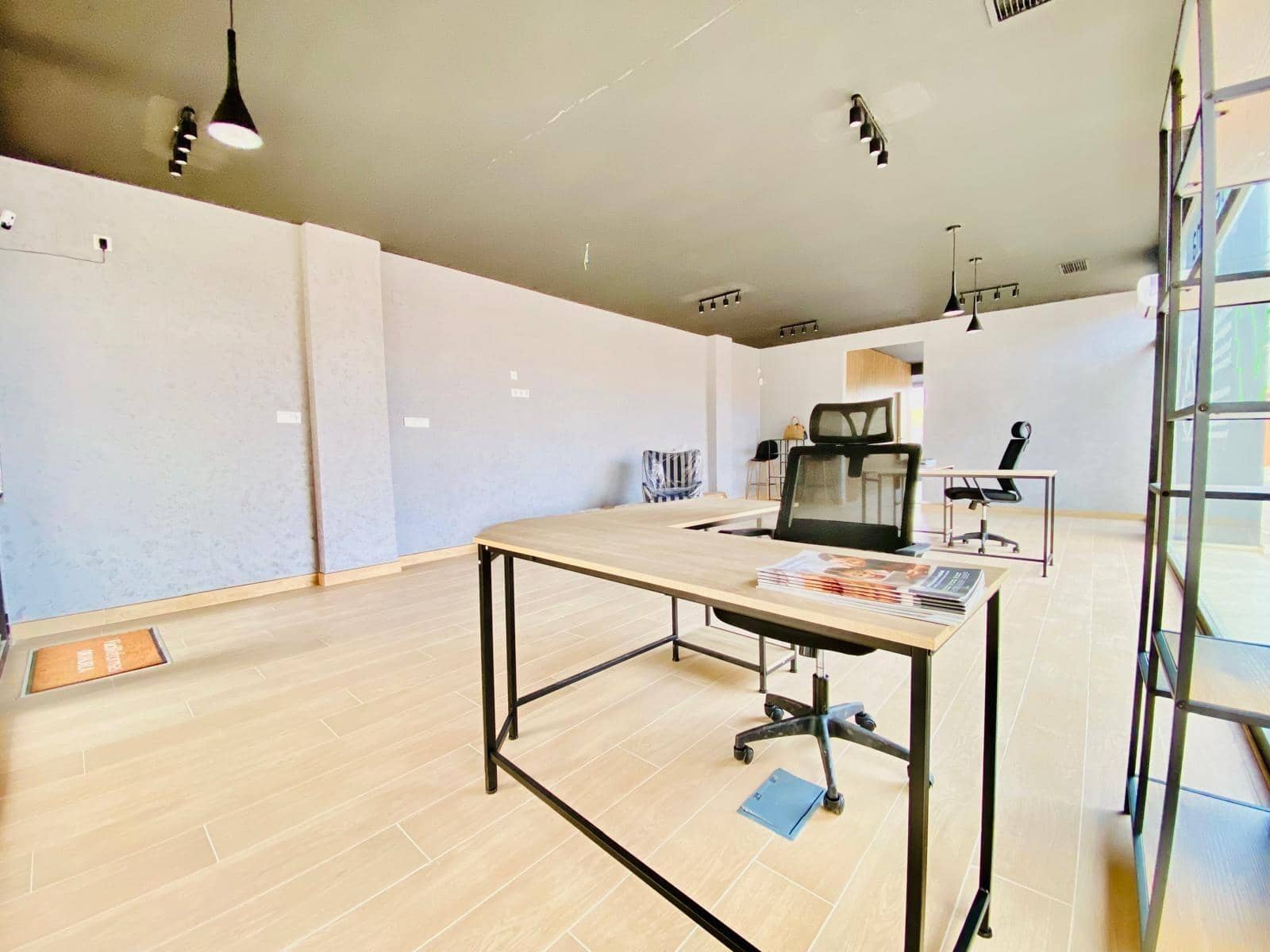 Kaupallinen myytävänä paikassa Orihuela Costa - 148 900 € (Ref: 8879806)