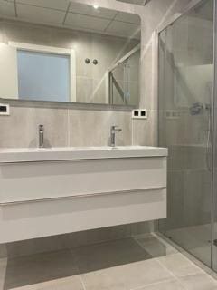 Chalet de 3 habitaciones en San Miguel de Salinas en venta con piscina - 875.000 € (Ref: 8992650)