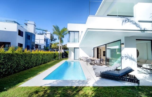 4 sypialnia Willa na sprzedaż w Golden Mile, Marbella z basenem garażem - 3 500 000 € (Ref: 8998854)