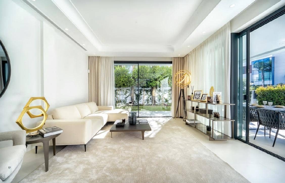 4 soverom Villa til salgs i Golden Mile med svømmebasseng garasje - € 3 500 000 (Ref: 8998854)