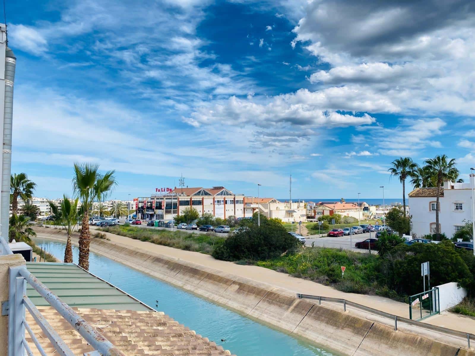 Comercial para venda em Orihuela Costa - 148 500 € (Ref: 9215225)