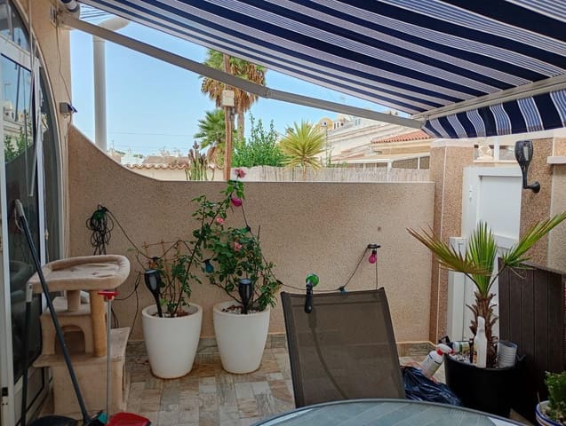 1 makuuhuone Bungalow myytävänä paikassa El Chaparral - La Siesta - La Torreta, Torrevieja mukana uima-altaan - 89 000 € (Ref: 9262764)