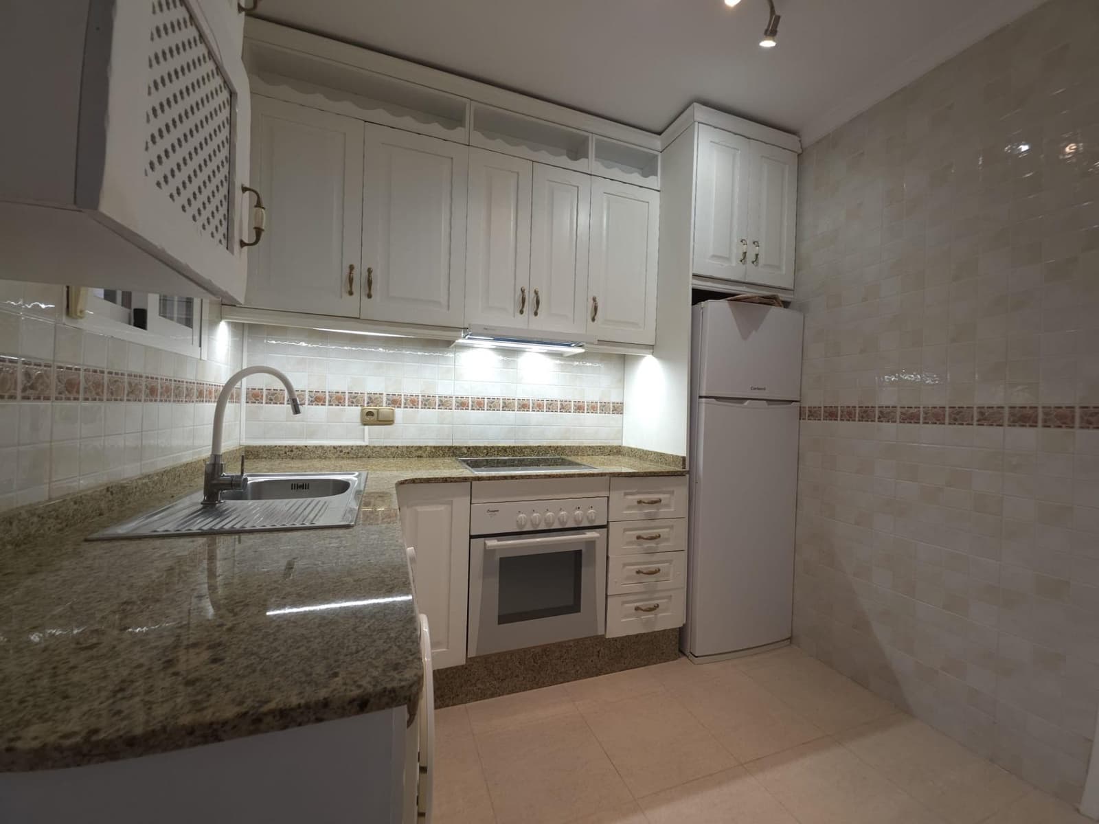 2 soveværelse Lejlighed til salg i Orihuela Costa med swimmingpool - € 144.900 (Ref: 9265436)