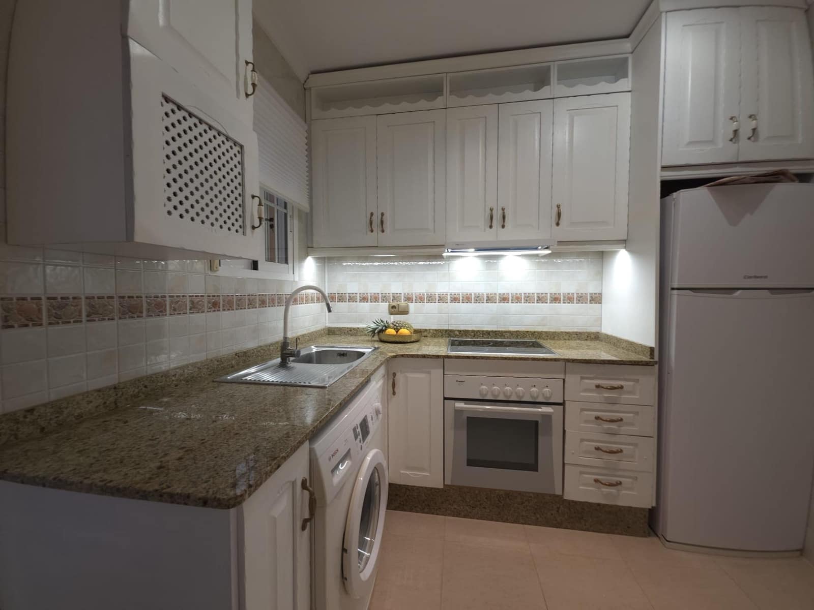 2 soveværelse Lejlighed til salg i Orihuela Costa med swimmingpool - € 144.900 (Ref: 9265436)