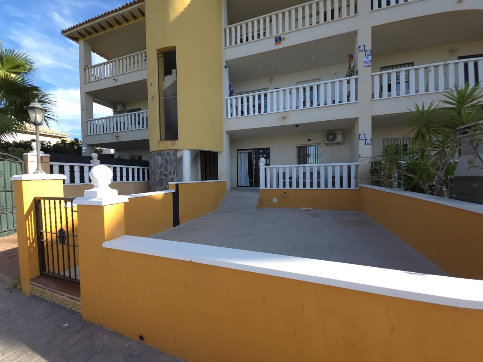 2 soverom Leilighet til salgs i Orihuela Costa med svømmebasseng - € 144 900 (Ref: 9265436)