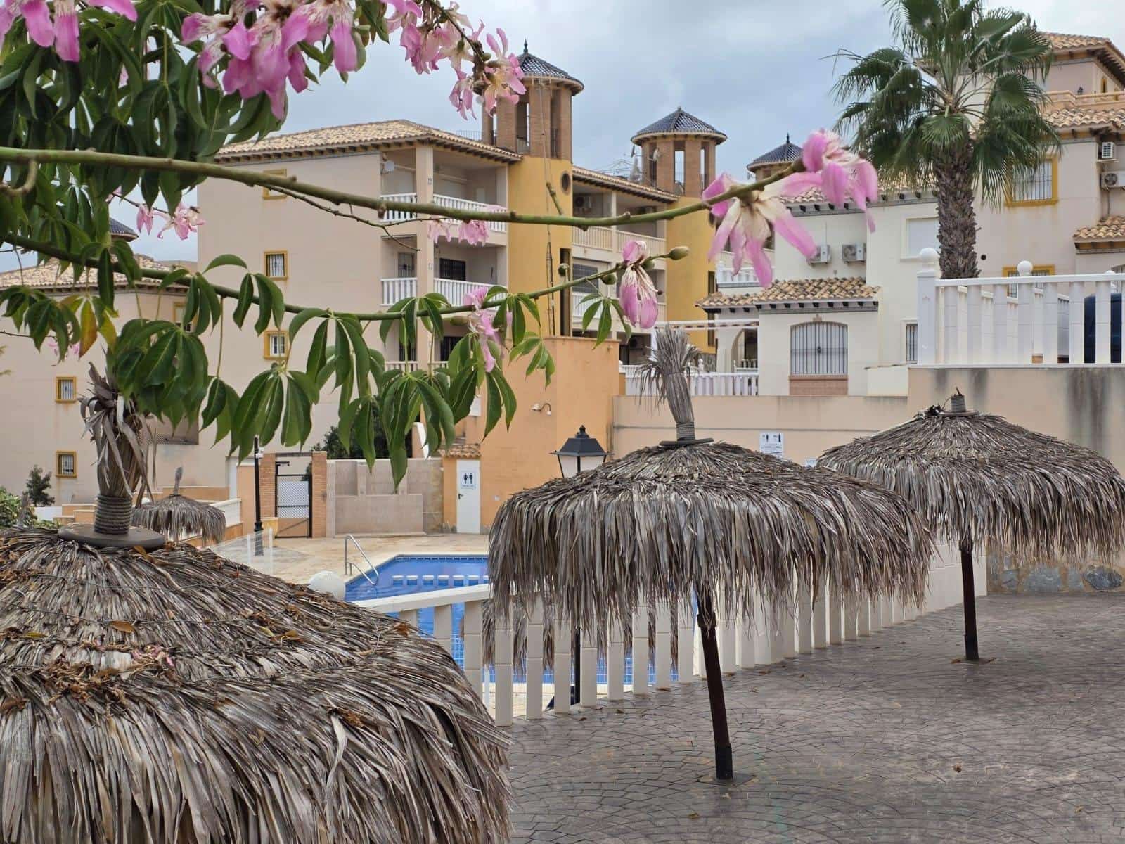 2 soverom Leilighet til salgs i Orihuela Costa med svømmebasseng - € 144 900 (Ref: 9265436)