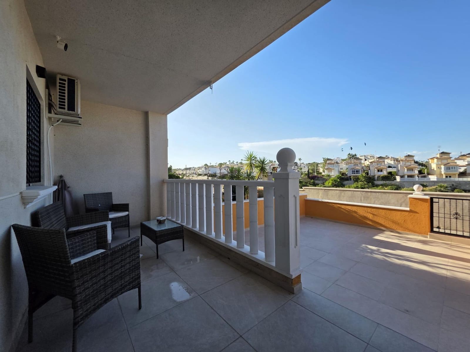 2 soverom Leilighet til salgs i Orihuela Costa med svømmebasseng - € 144 900 (Ref: 9265436)