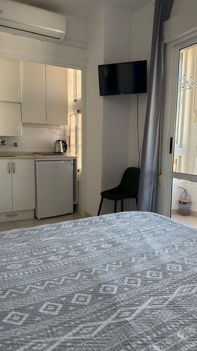 Studio do wynajęcia w Torrevieja - 550 € (Ref: 9335161)