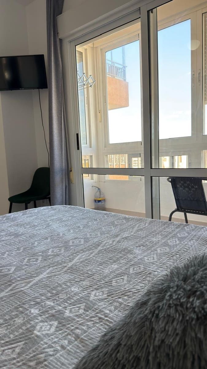 Studio do wynajęcia w Torrevieja - 550 € (Ref: 9335161)