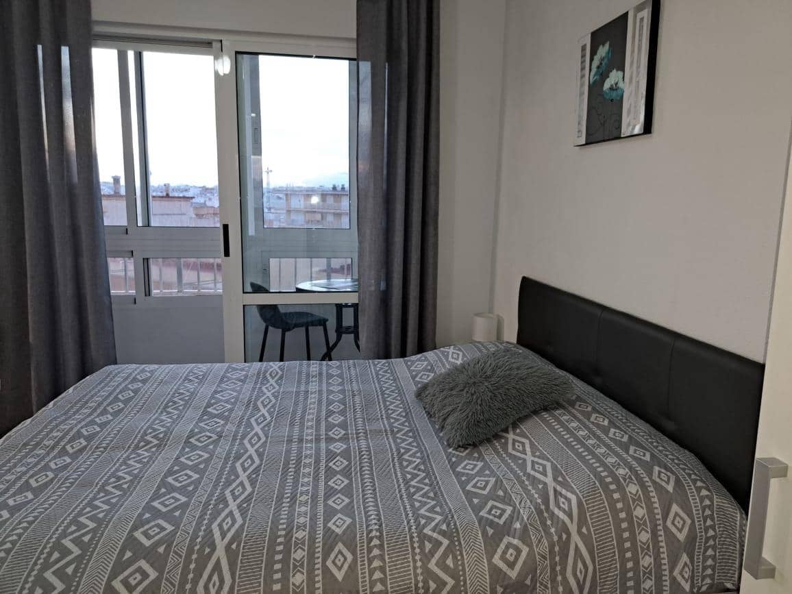 Studio do wynajęcia w Torrevieja - 550 € (Ref: 9335161)