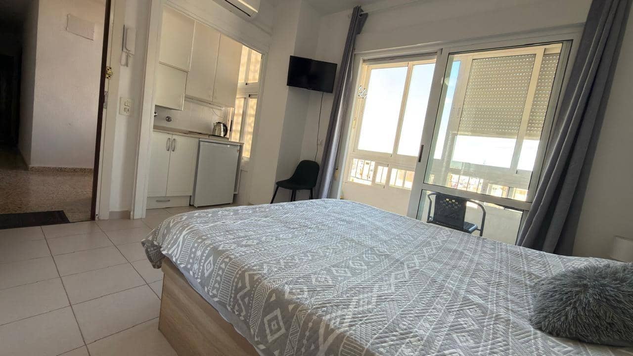 Studio do wynajęcia w Torrevieja - 550 € (Ref: 9335161)