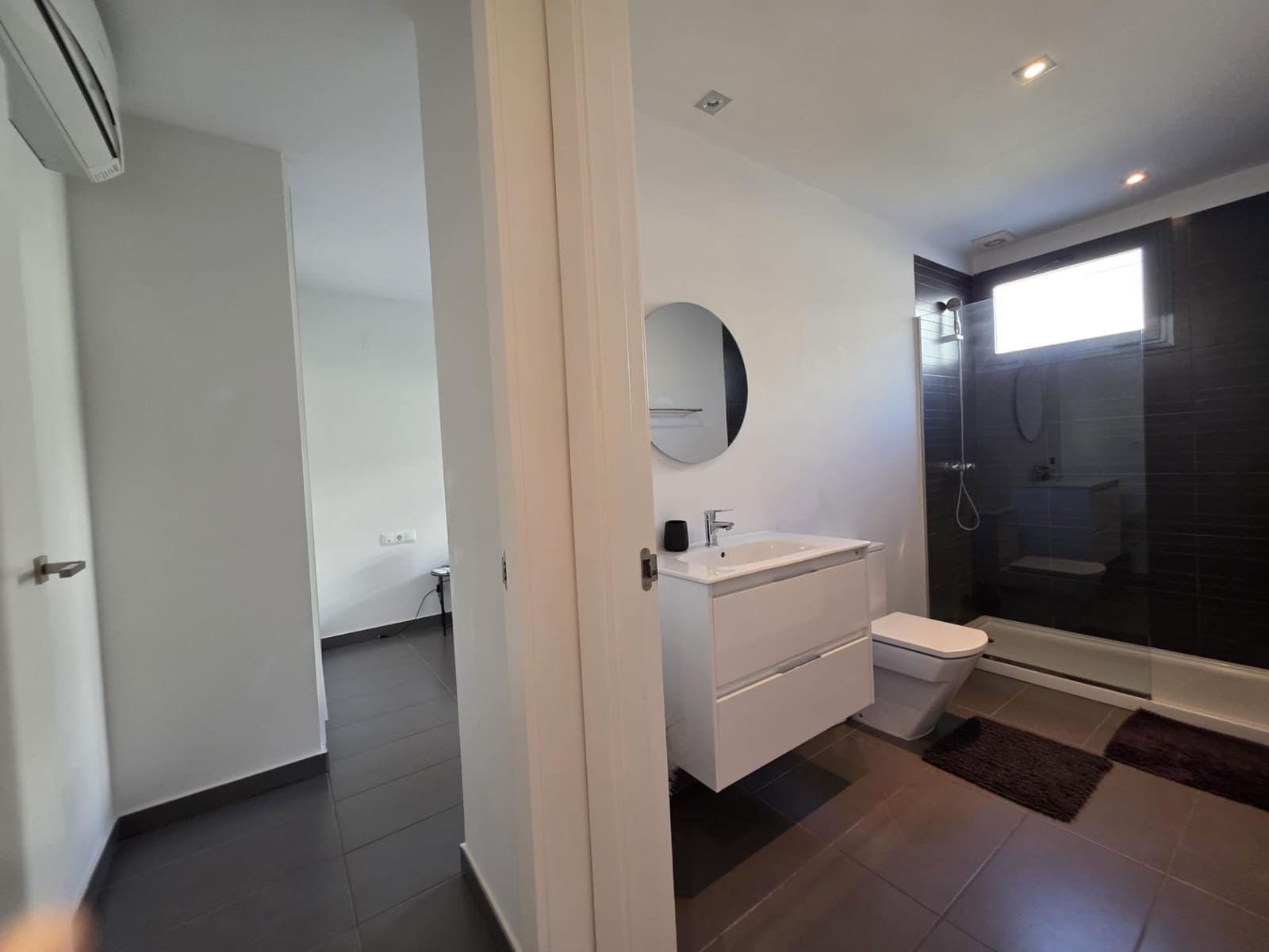 3 bedroom Villa for sale in Villamartin - € 339,000 (Ref: 9342128)