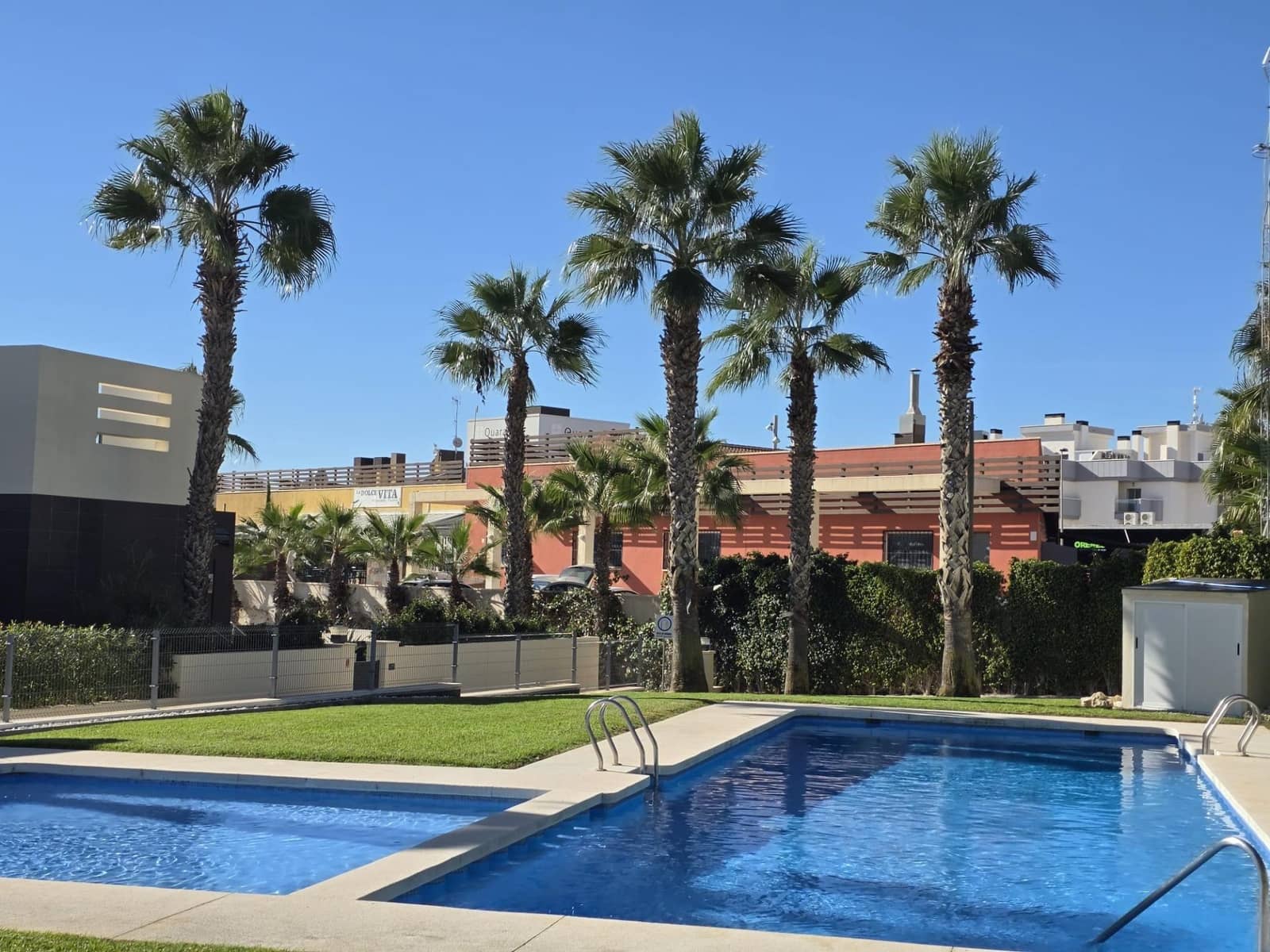 3 bedroom Villa for sale in Villamartin - € 339,000 (Ref: 9342128)
