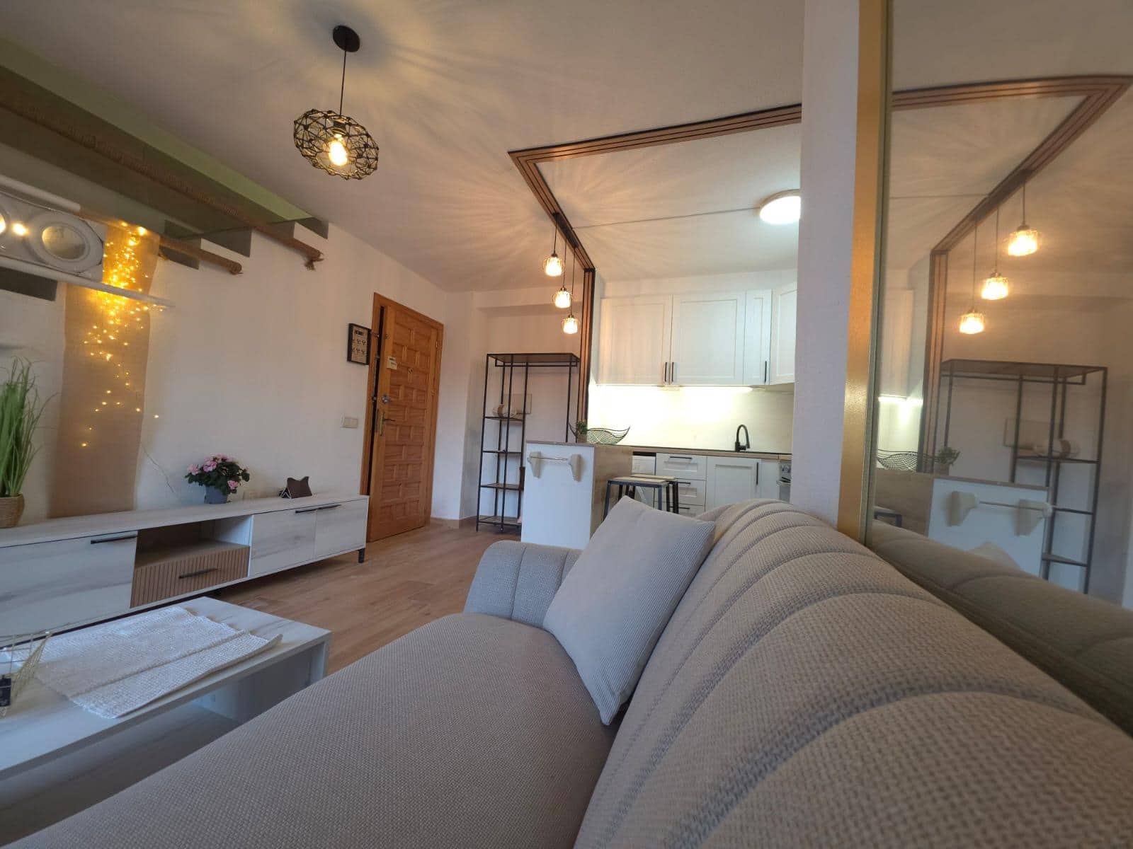 2 soverom Penthouse til salgs i Torrevieja - € 146 800 (Ref: 9374565)