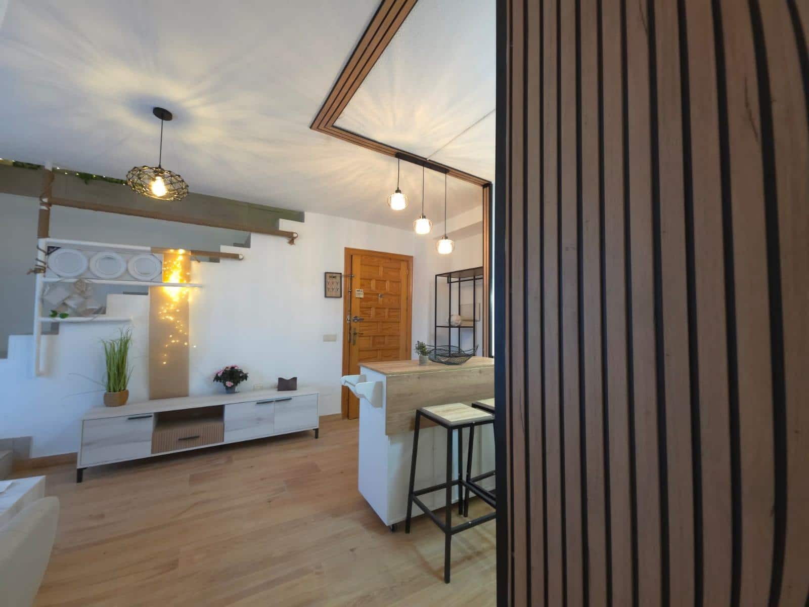 2 soverom Penthouse til salgs i Torrevieja - € 146 800 (Ref: 9374565)