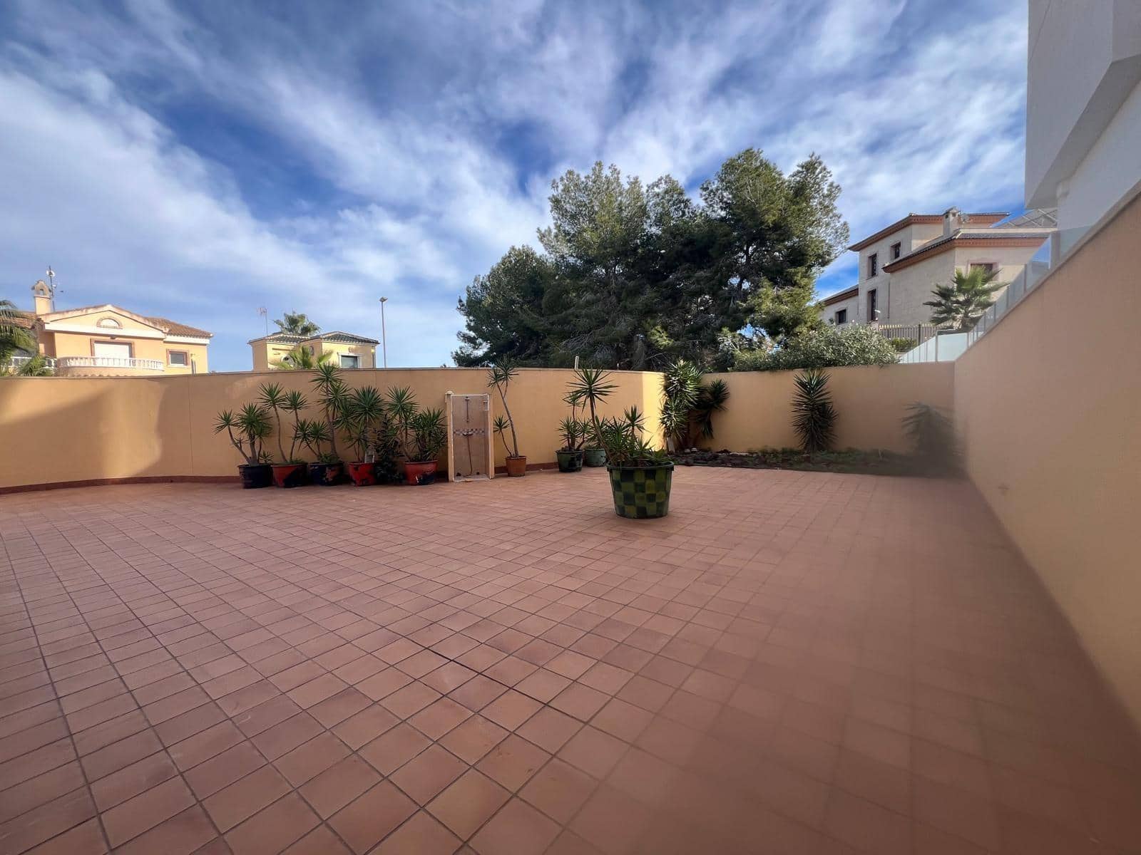 4 bedroom Villa for sale in Orihuela Costa with pool - € 249,900 (Ref: 9413962)