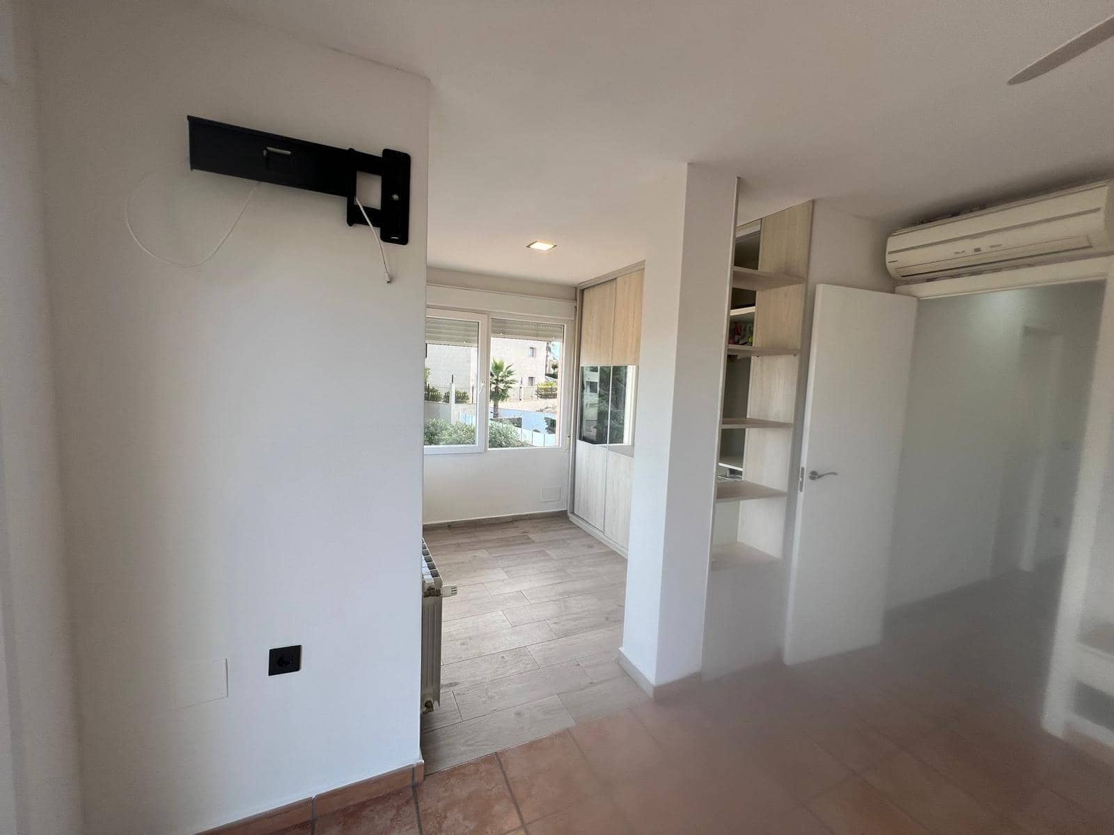 4 bedroom Villa for sale in Orihuela Costa with pool - € 249,900 (Ref: 9413962)