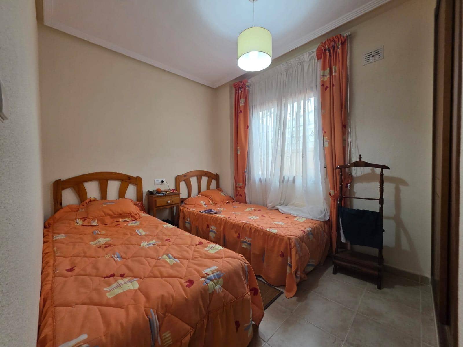 2 chambre Bungalow à vendre à Torrevieja avec piscine - 165 000 € (Ref: 9446593)