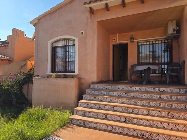 2 chambre Bungalow à vendre à Torrevieja avec piscine - 165 000 € (Ref: 9446593)