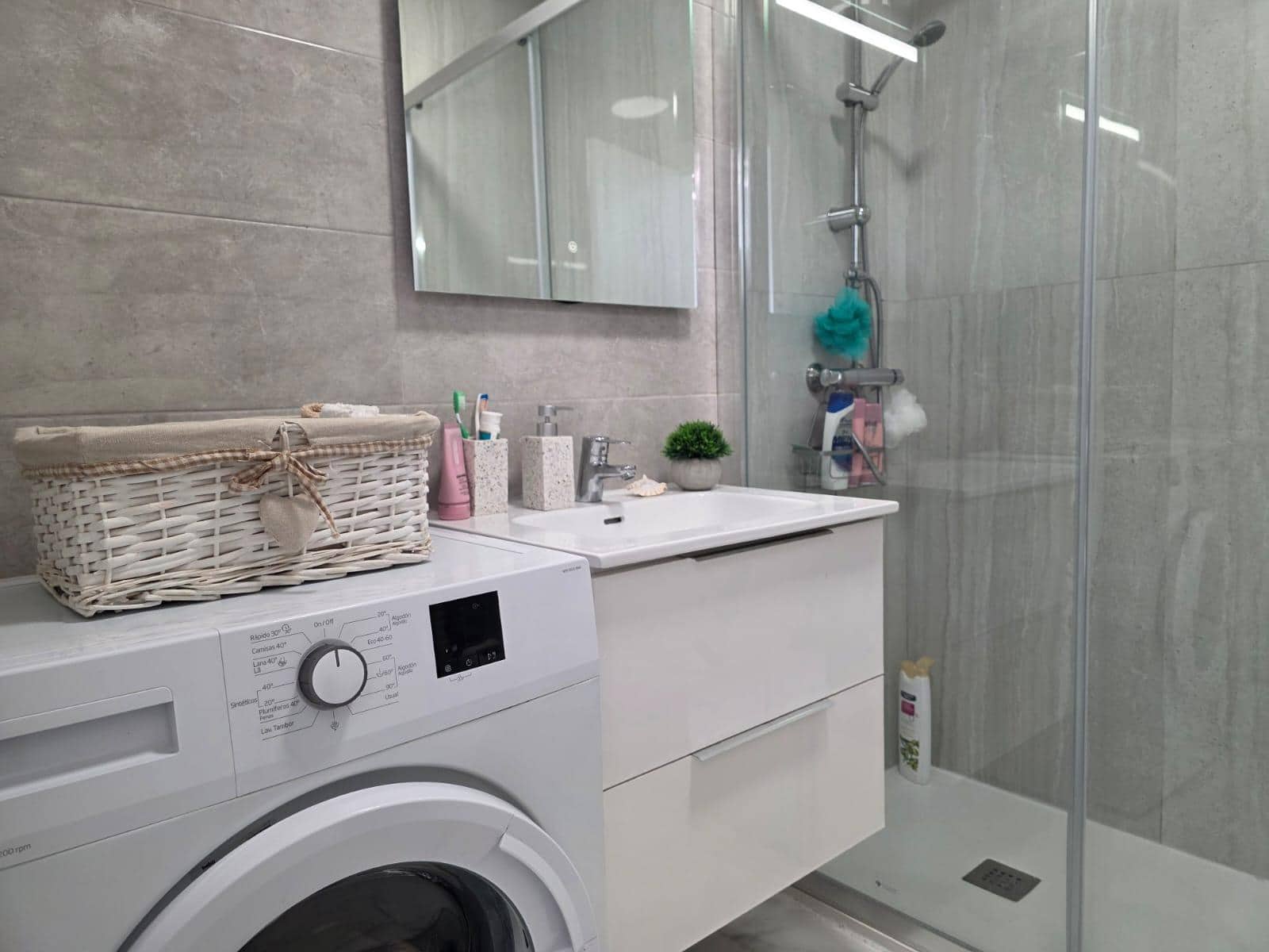 2 bedroom Apartment for sale in La Zenia - € 189,900 (Ref: 9499766)