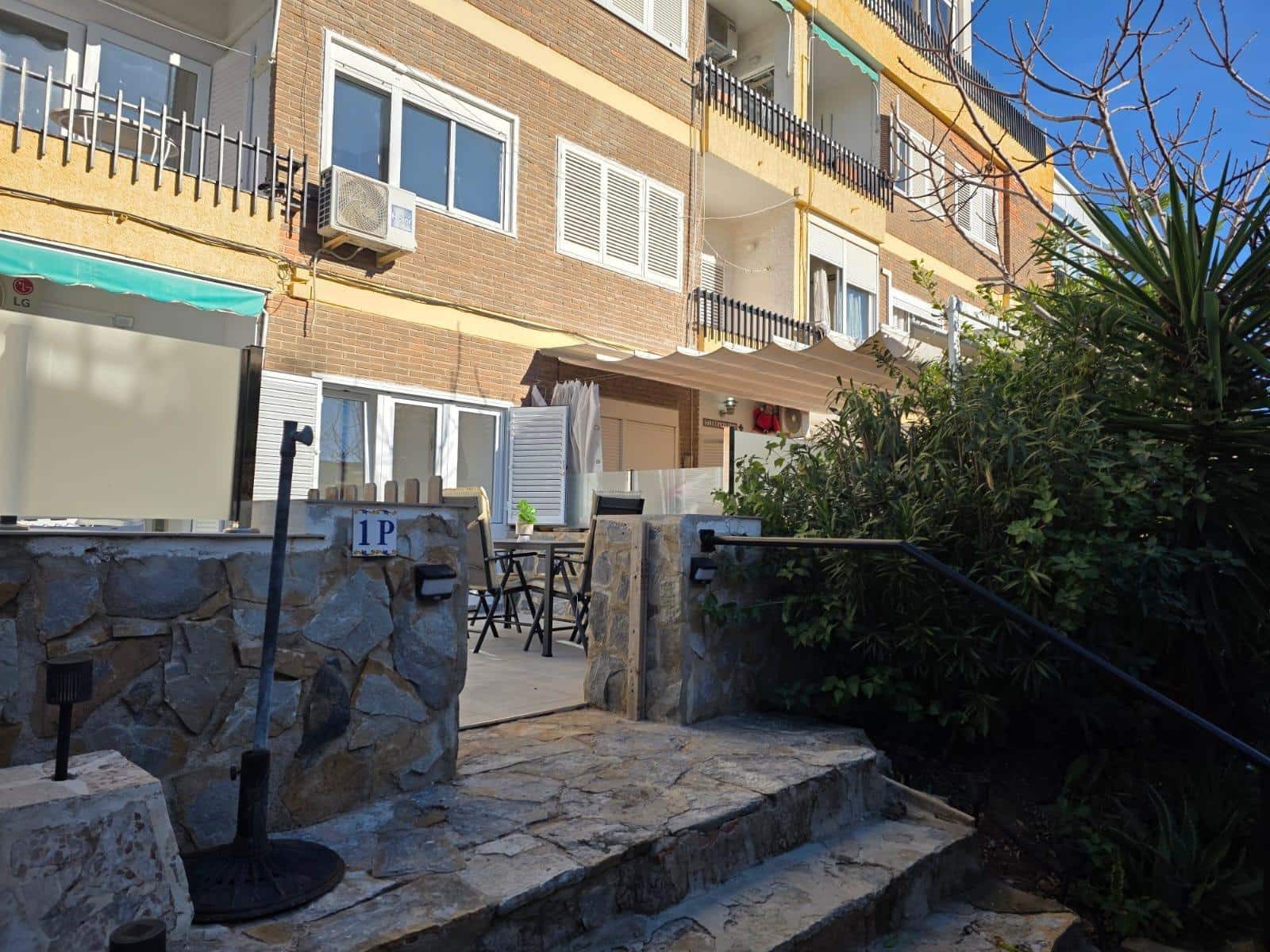 2 bedroom Apartment for sale in La Zenia - € 189,900 (Ref: 9499766)