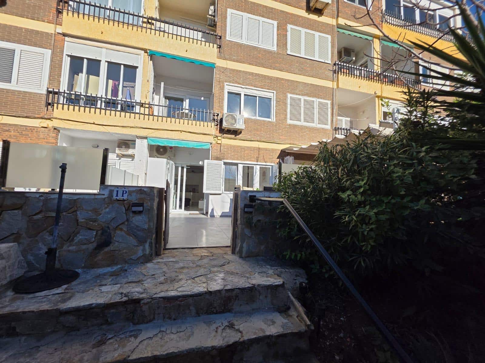 2 bedroom Apartment for sale in La Zenia - € 189,900 (Ref: 9499766)