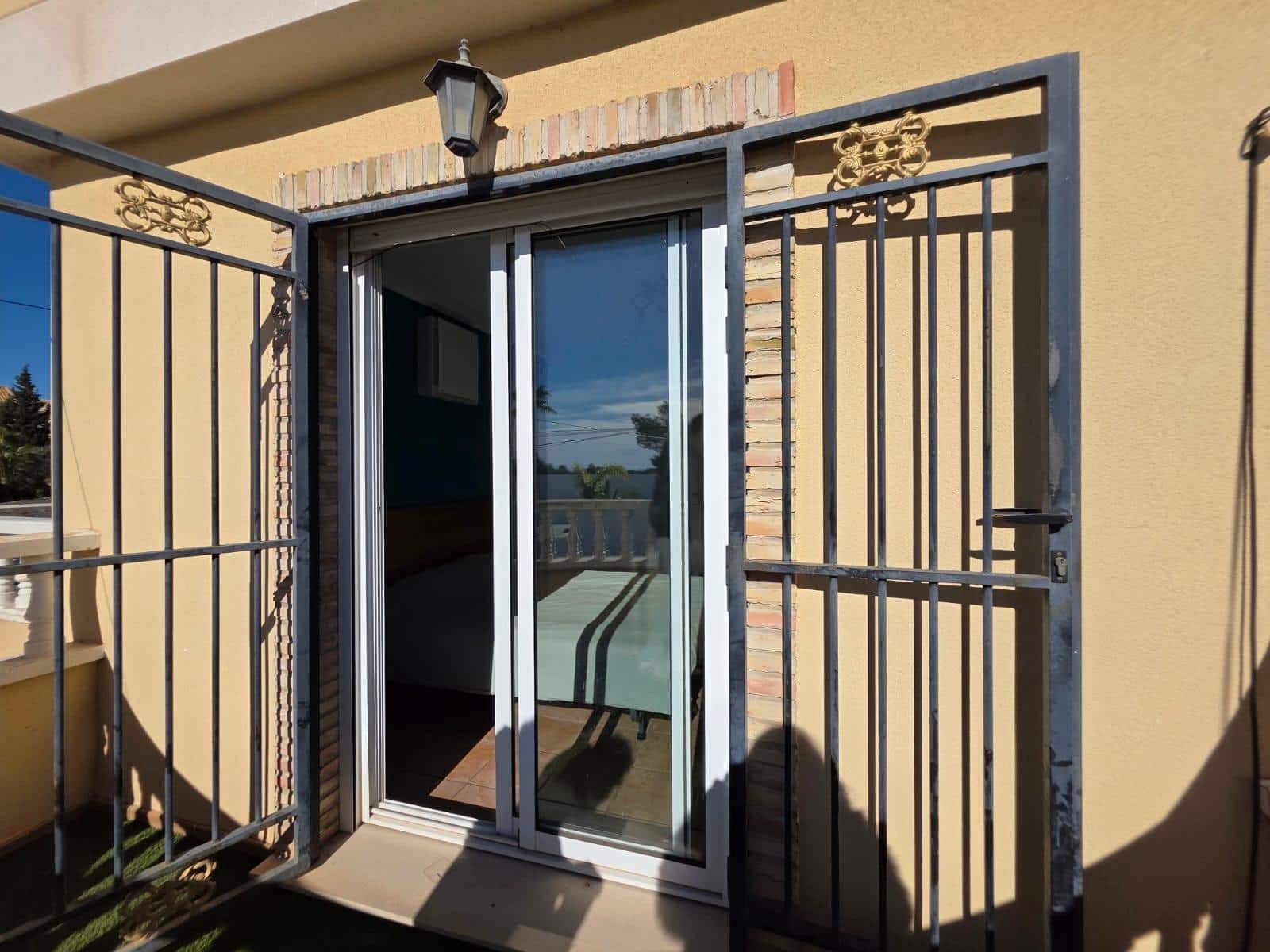 4 quarto Moradia para venda em Orihuela Costa com piscina - 354 000 € (Ref: 9499767)