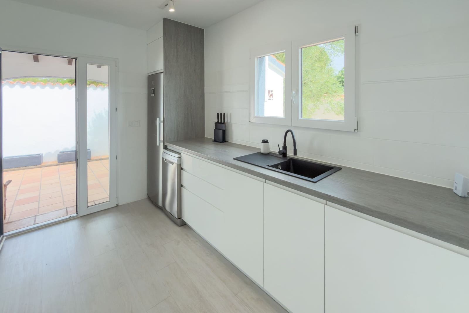 5 slaapkamer Villa te koop in Calpe / Calp met zwembad garage - € 695.000 (Ref: 10127654)