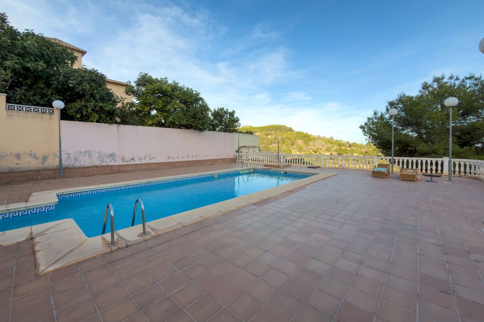3 Zimmer Bungalow zu verkaufen in Calpe / Calp mit Pool Garage - 345.000 € (Ref: 10168141)