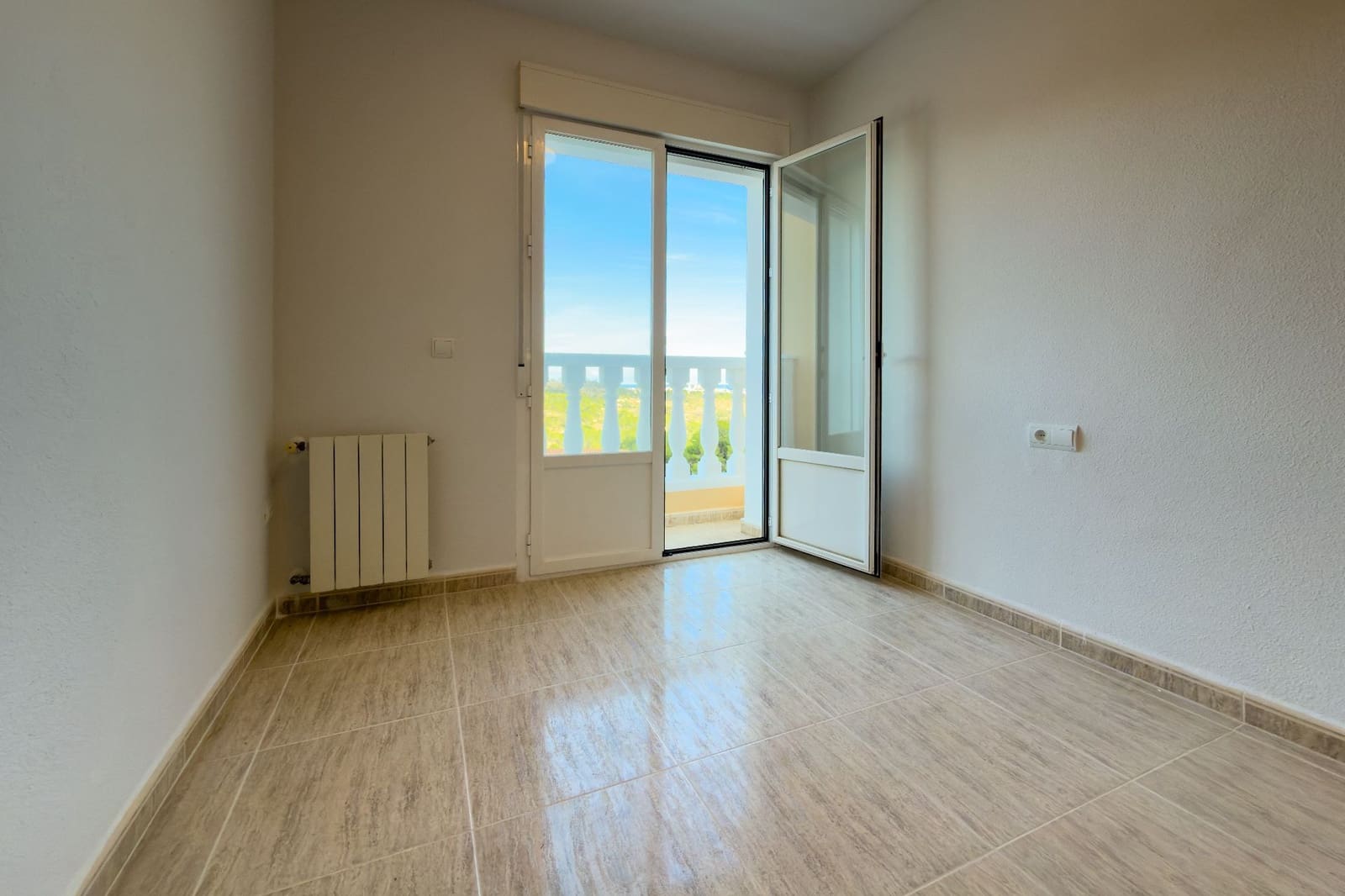 3 Zimmer Bungalow zu verkaufen in Calpe / Calp mit Pool Garage - 345.000 € (Ref: 10168141)