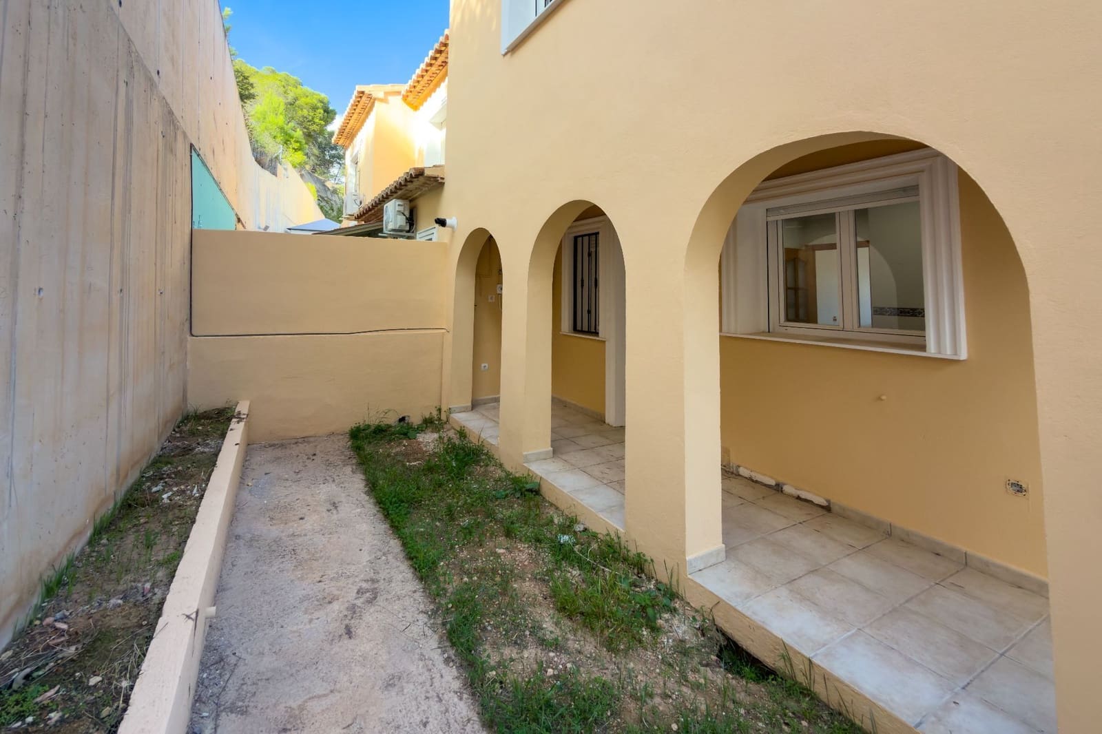 3 Zimmer Bungalow zu verkaufen in Calpe / Calp mit Pool Garage - 345.000 € (Ref: 10168141)