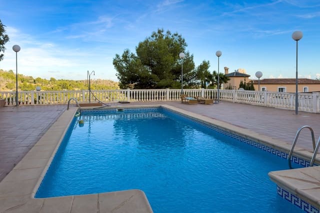 3 slaapkamer Bungalow te koop in Calpe / Calp met zwembad garage - € 345.000 (Ref: 10168141)