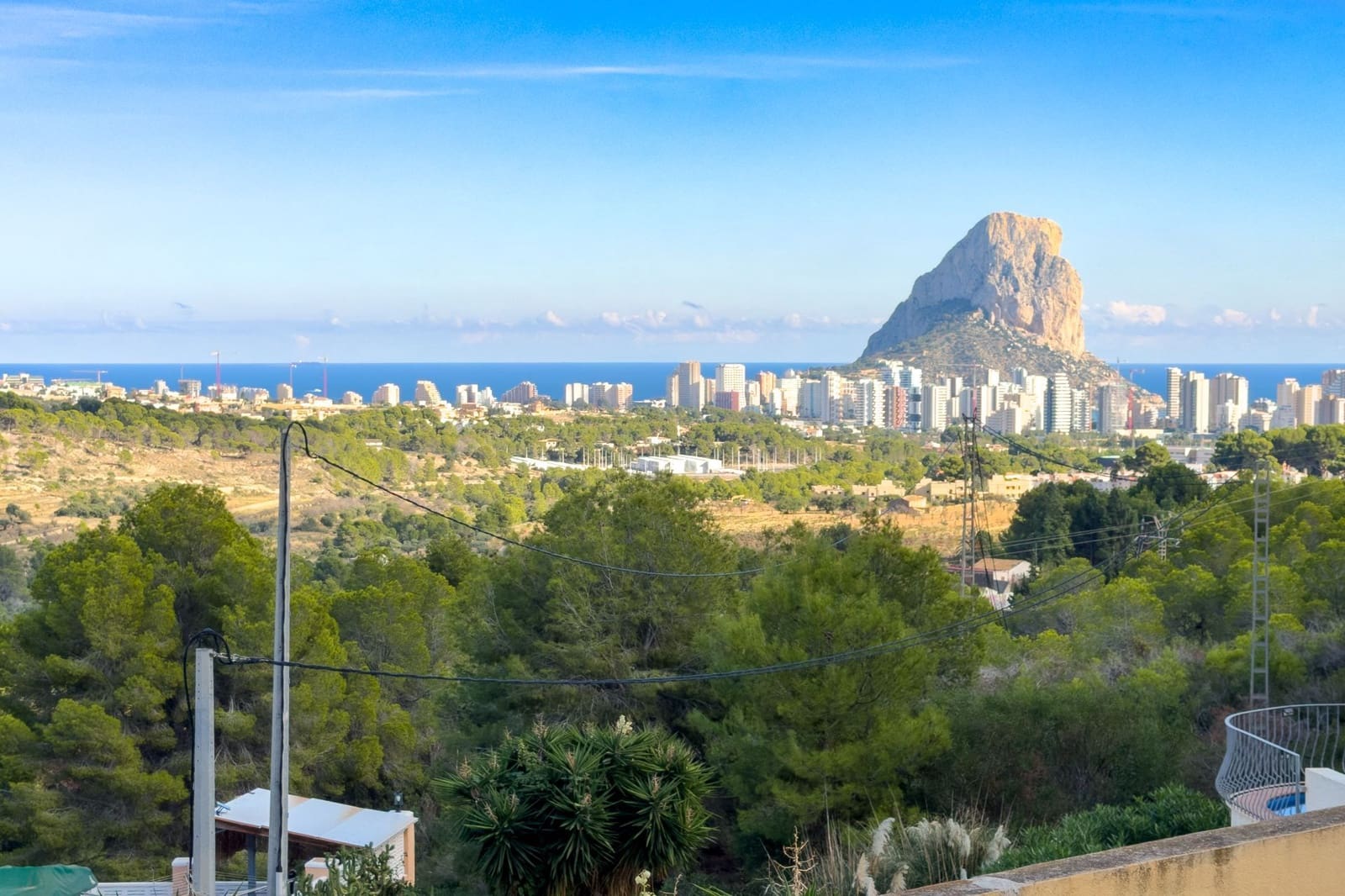 3 Zimmer Bungalow zu verkaufen in Calpe / Calp mit Pool Garage - 345.000 € (Ref: 10168141)