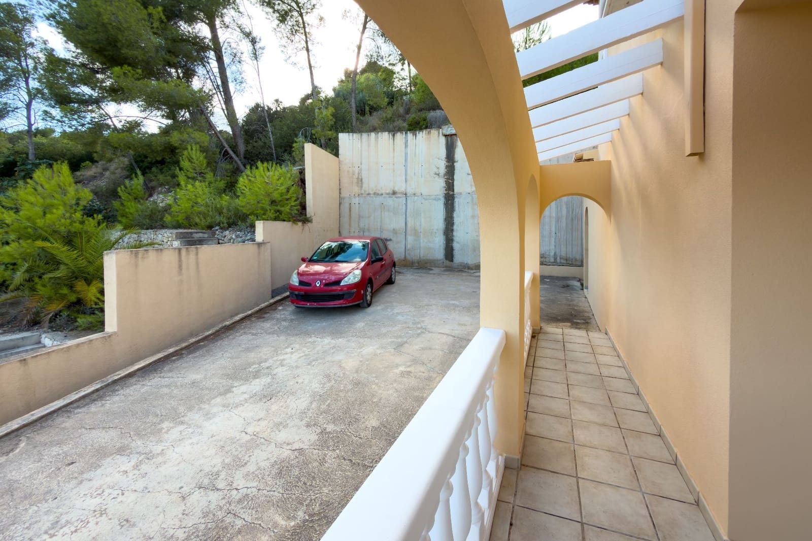 3 Zimmer Bungalow zu verkaufen in Calpe / Calp mit Pool Garage - 345.000 € (Ref: 10168141)