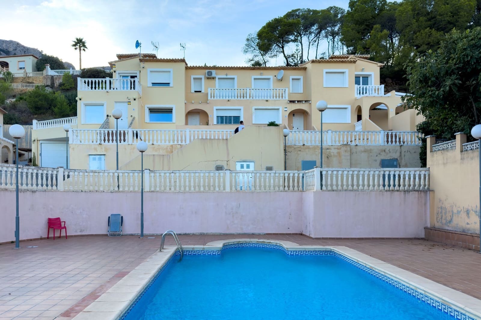 3 Zimmer Bungalow zu verkaufen in Calpe / Calp mit Pool Garage - 345.000 € (Ref: 10168141)